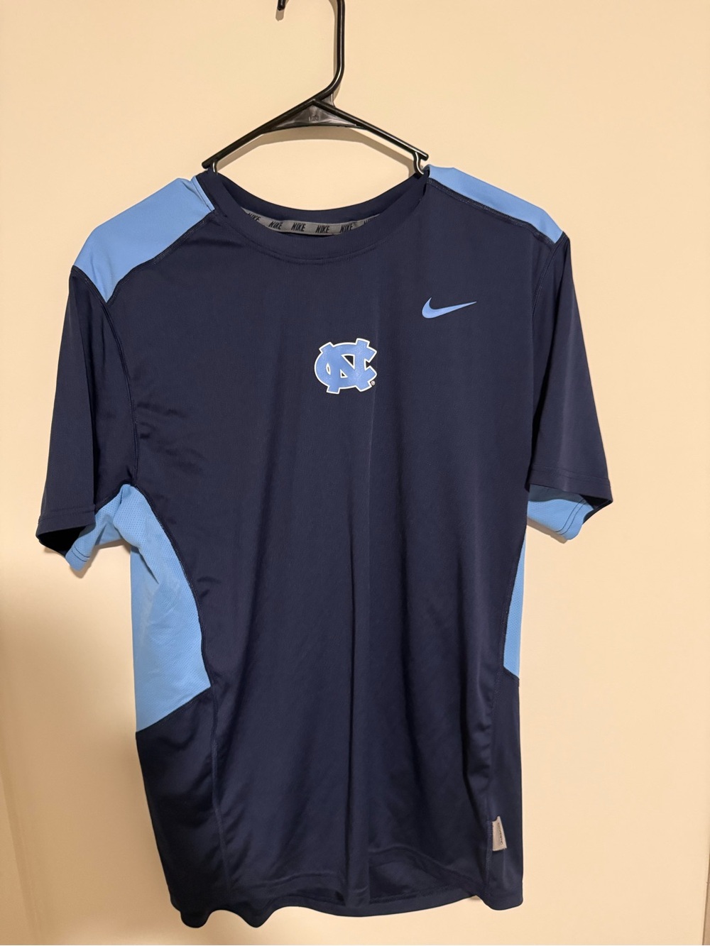 Nike Men’s Navy & Light Blue UNC Performance Jersey